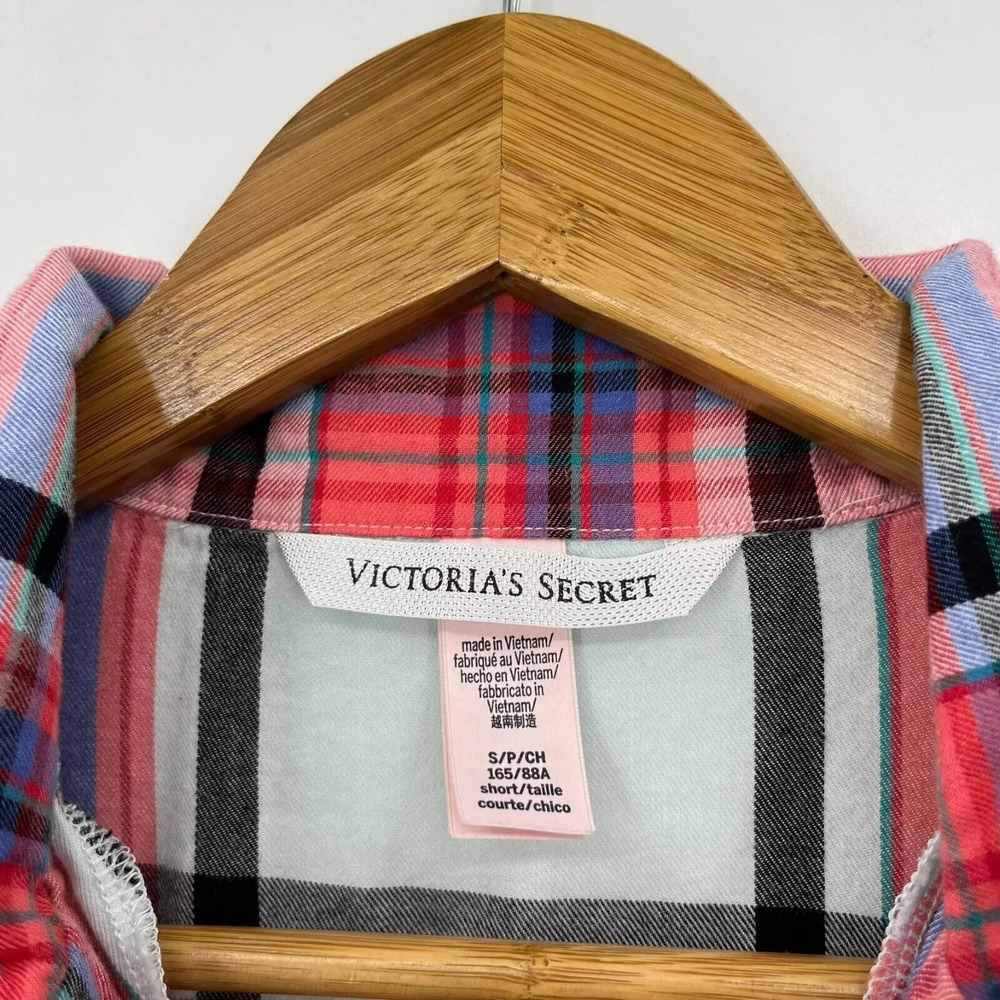 Victoria's Secret Pajama Top Women's Size S Red Plaid Print Long Sleeve Button - Picture 5 of 8